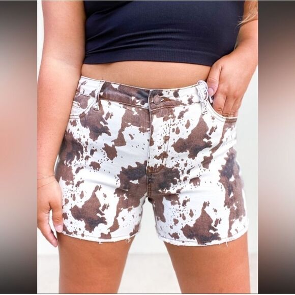 Judy Blue Pants - Judy Blue Brown & White Cowprint High-Rise Denim Shorts